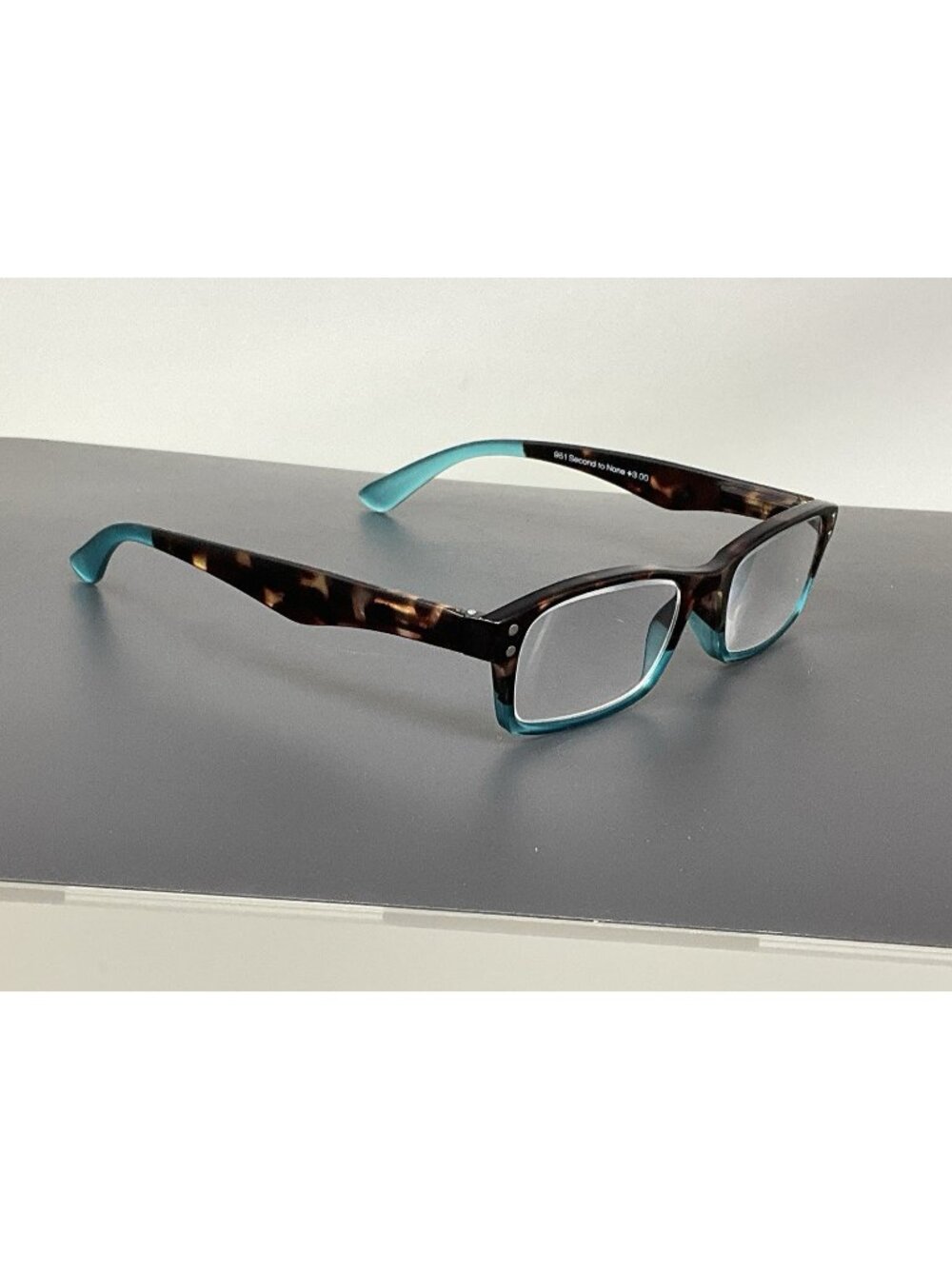 Peepers Specs Reading Glasses 951 Second To None  + 3.00 Strenght